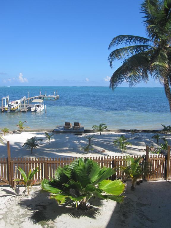 Carolyn'S House Villa Caye Caulker Exteriör bild