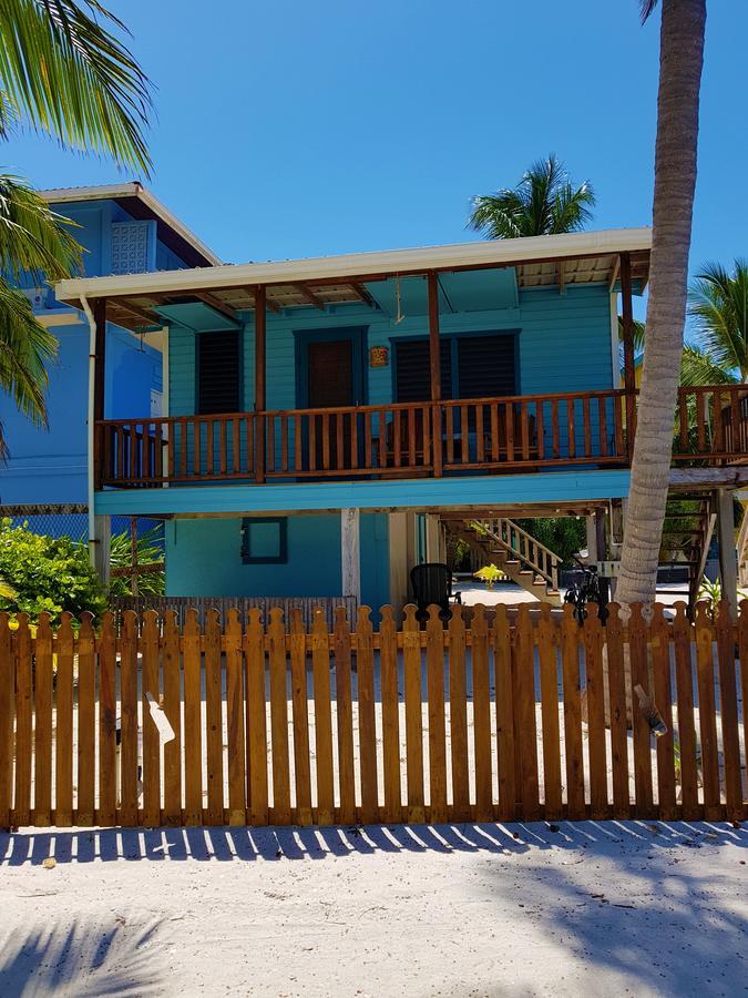 Carolyn'S House Villa Caye Caulker Exteriör bild