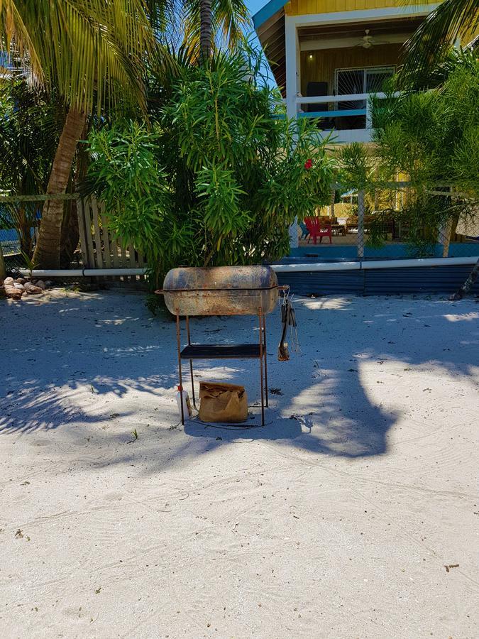 Carolyn'S House Villa Caye Caulker Exteriör bild