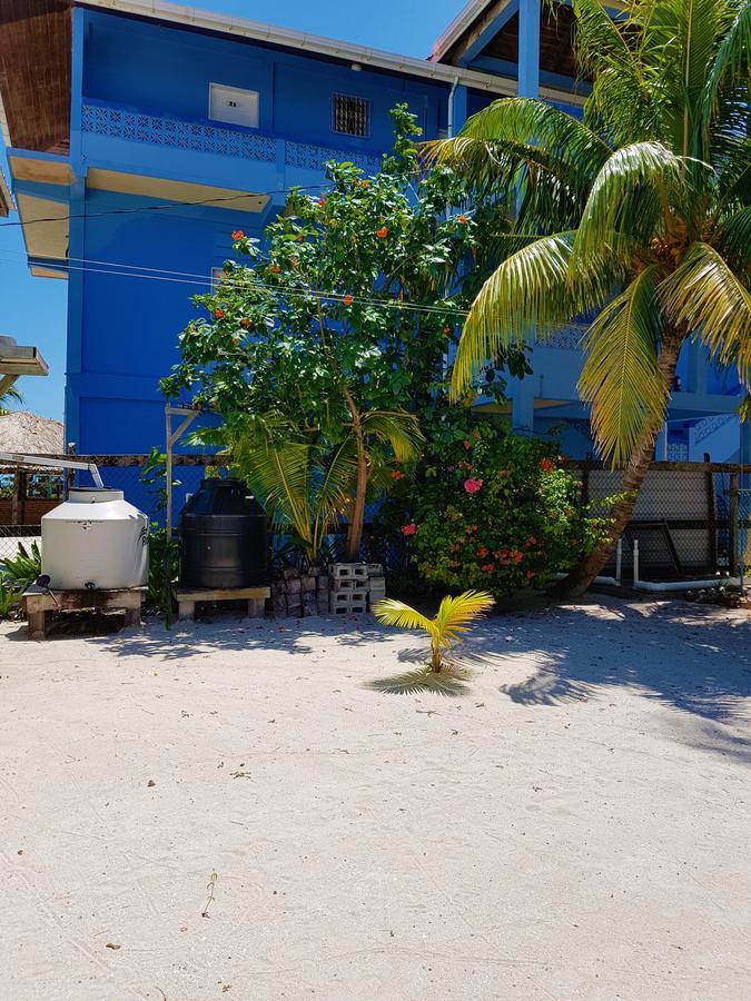 Carolyn'S House Villa Caye Caulker Exteriör bild