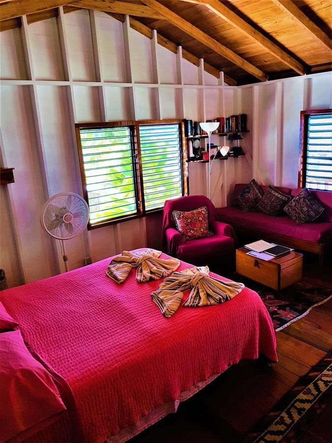 Carolyn'S House Villa Caye Caulker Exteriör bild